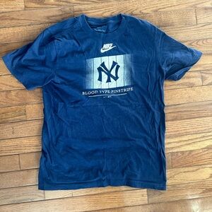 Yankee t shirt